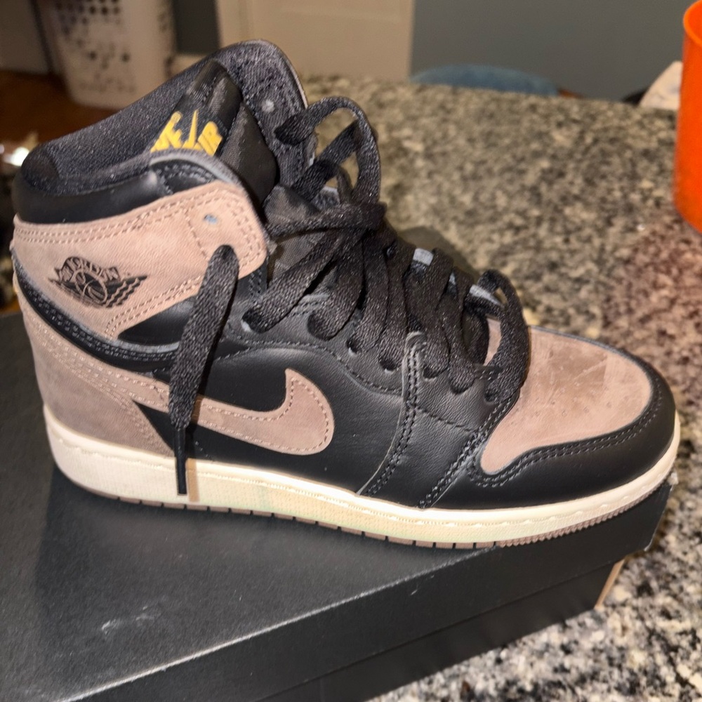 Air Jordan 1 Retro High OG GS 'Palomino